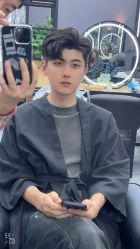 -藤野造型烫染·漂发