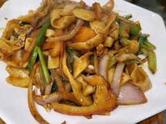 特色炒烩面-马妞烧烤烩面馆(黄河口店)