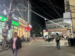 -草场地艺术区
