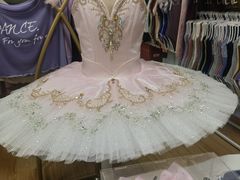 -上海路易十四芭蕾良品舞蹈用品店(美丽华商务中心店)