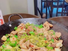 -聚鑫朋酸菜肥肠(文艺路口店)
