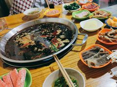 -毛毛老火锅(八年观音桥店)