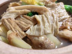 -天天向上素食餐厅(五台山店)