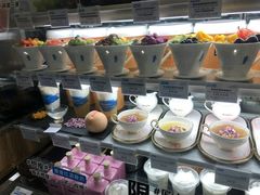 自助取餐区-Blueglass酸奶(华贸购物中心店)