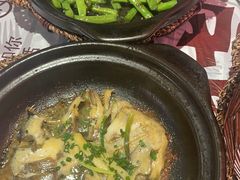 -老班长·小龙虾·鲜货烧烤大排档(金街美地店)