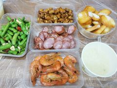 -蓝精灵饺子店