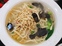 -盱眙红叶龙虾(金源北路店)