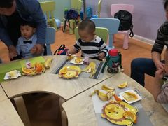 -爱威盛亲子俱乐部·纽约国际早托中心