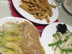 -吴记酱骨炖菜馆(西大直街店)