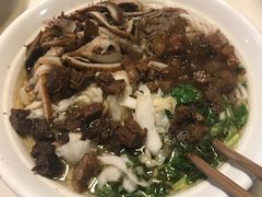 -花溪王记牛肉粉(四季花溪商场店)