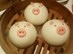 紫薯猪仔包-龙凤酒家(广州大道店)