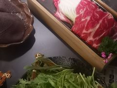 -湊湊火锅·茶憩(杭州湖滨银泰in77店)