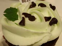 薄荷巧克力纸杯蛋糕-Pantry's Best派悦坊蛋糕(K11购物艺术中心店)