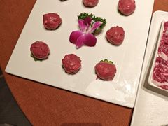 -左庭右院鲜牛肉火锅黑金店(陆家嘴中心店)
