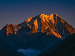 -亚拉雪山风景区