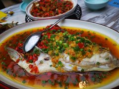 剁椒鱼头-云梦庭·剁椒鱼头(银泰中心in99店)