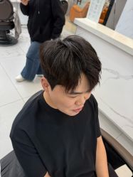 -尤司男士国潮理发馆