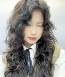-IU潮牌·SALON
