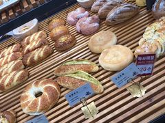 -焙丽拾光(麦凯乐直营店)