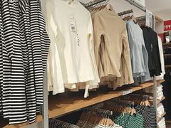 -优衣库(北京万柳华联购物中心店)