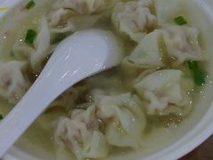 -珊珊小笼馆(仙霞路店)