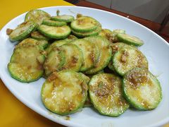 咸蛋黄炒小瓜-甜甜屋(解放中路店)