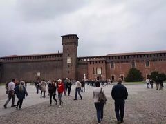 -斯福尔扎古堡