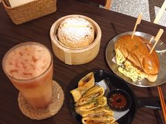 猪扒包-甘单茶事小馆(洋河店)