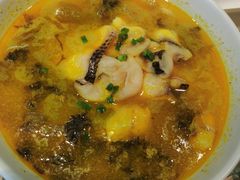 -老乡鸡(上海品尊国际中心店)