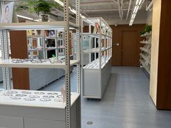 -无奔眼镜·蔡司·依视路授权店(马家堡店)
