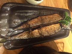 烧秋刀鱼-黑牛の店·和牛烧肉(大悦城店)