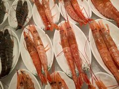 -雍容荟帝王蟹活龙虾展台自助(IFS黑金店)