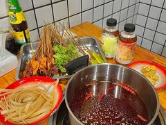 -三番火辣串串香(总店)
