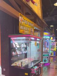 -卡通尼乐园(宝山龙湖天街店)