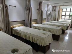 -蓉城阳光推拿馆(理想中心店)