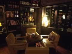 -OX BAR 拉培耶小镇(大连老街店)