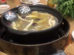 -濠轩阁特色生蚝火锅(水湾路店)