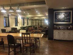 大堂-星巴克臻选(广州沙面店)