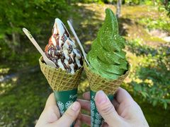 -豆政(金閣寺境内売店)