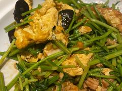 招牌下饭菜-北李妈妈菜·海肠捞饭(高新万达店)