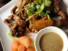-Neary Khmer Restaurant