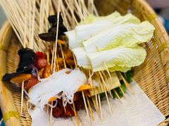 娃娃菜-马路边边串串香形象店(磐石路店)