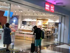 -名创优品(天河区正佳广场二店)