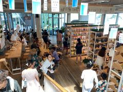 -猫的天空之城概念书店(北戴河蔚蓝海岸店)