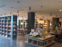 -魔方城市书房(中街益田店)