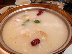 -千岛蚝高压锅生蚝·人参火锅(白云万达店)