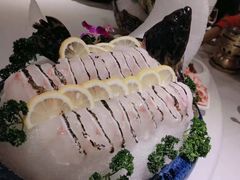 -小天鹅戴斯酒店鲸鲨百汇创作料理