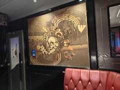 -依呀呀ktv烧烤小串(中山西路店)