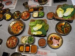 -草家酱蟹炭火烤肉店(珲春南路一店)