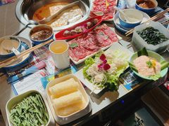 -生活如沸·顺德水牛奶火锅(人民广场店)